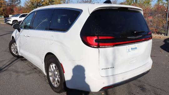 2023 Chrysler Pacifica