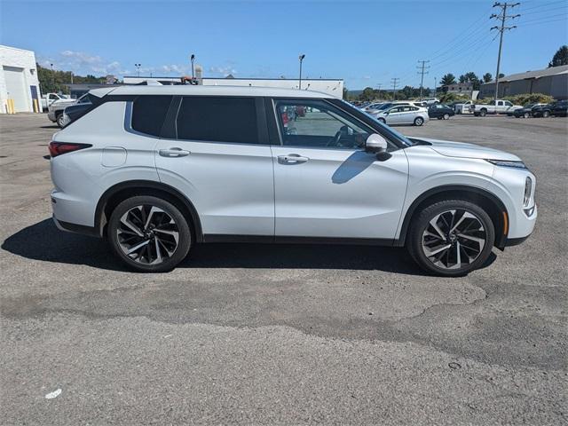 2022 mitsubishi outlander