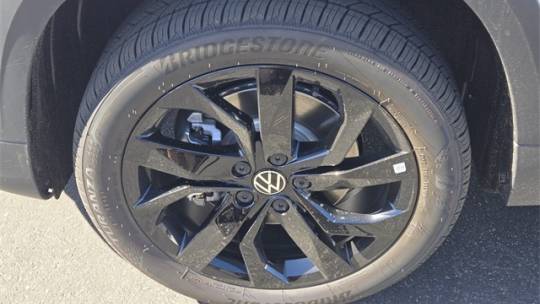 2024 Volkswagen Taos