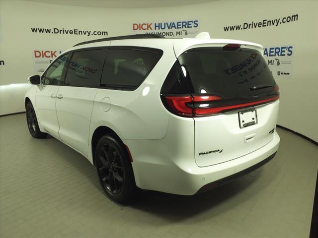 2021 chrysler pacifica limited