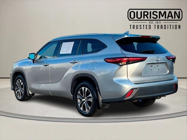 2021 toyota highlander xle