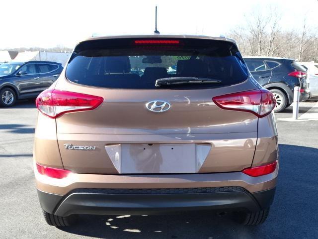 2016 hyundai tucson se se 4dr suv w/beige seats for sale in north attleboro, massachusetts