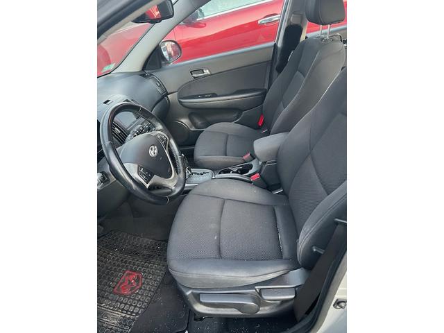2009 hyundai elantra touring base