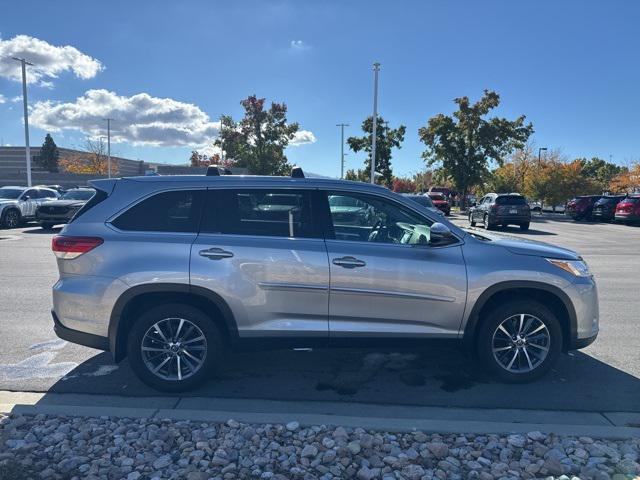 2019 toyota highlander xle