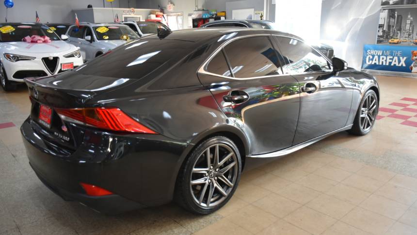 2017 lexus is 300 base