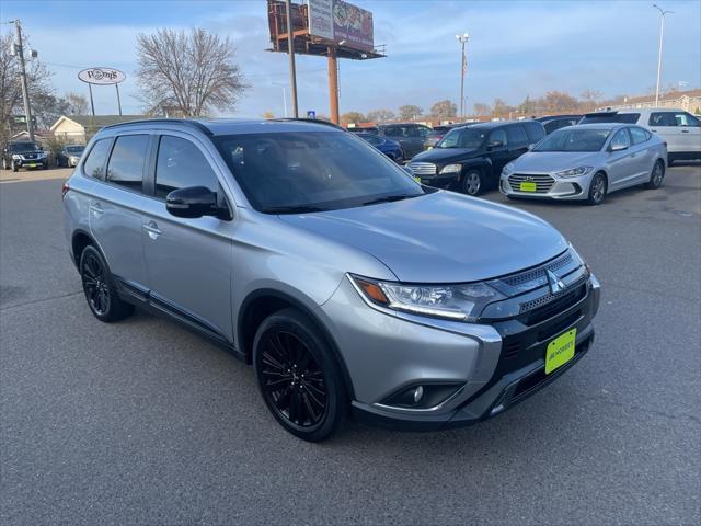 2020 mitsubishi outlander le
