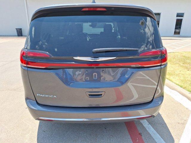 2022 chrysler pacifica touring-l