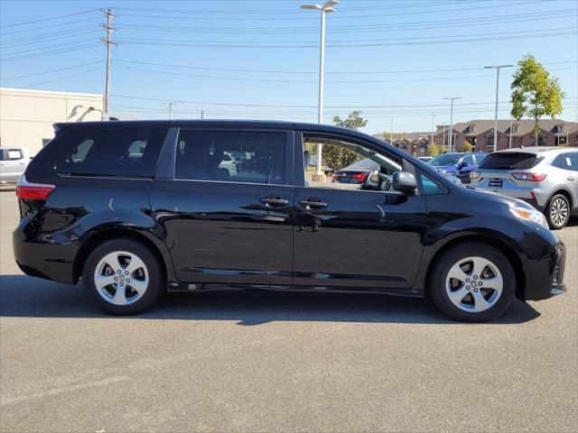 2020 toyota sienna l