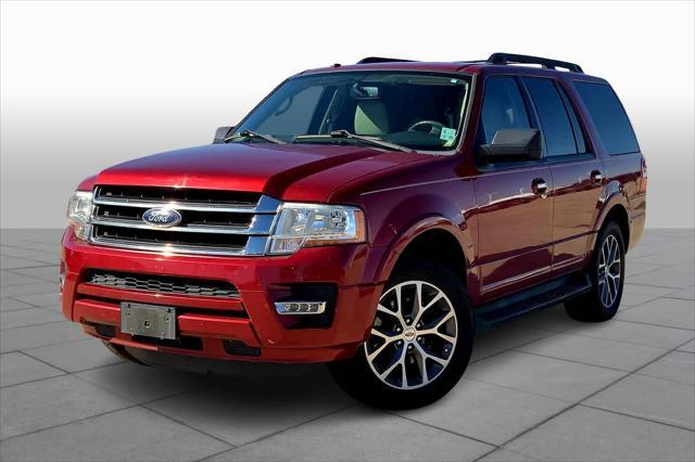 2017 ford expedition xlt
