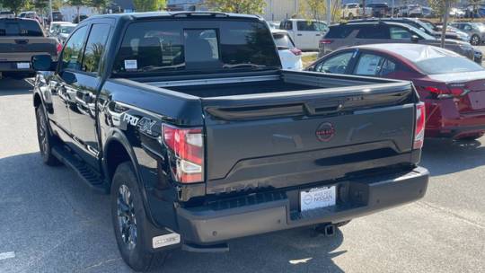 2024 Nissan Titan pro-4x