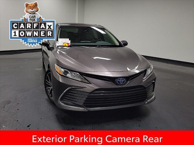 2021 toyota camry hybrid xle