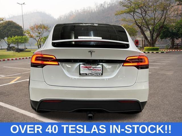2022 tesla model x dual motor all-wheel drive