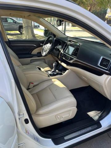 2014 toyota highlander limited platinum