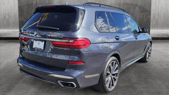 2021 bmw x7 m50i