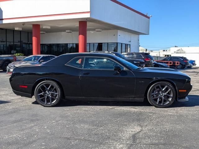 2023 dodge challenger r/t