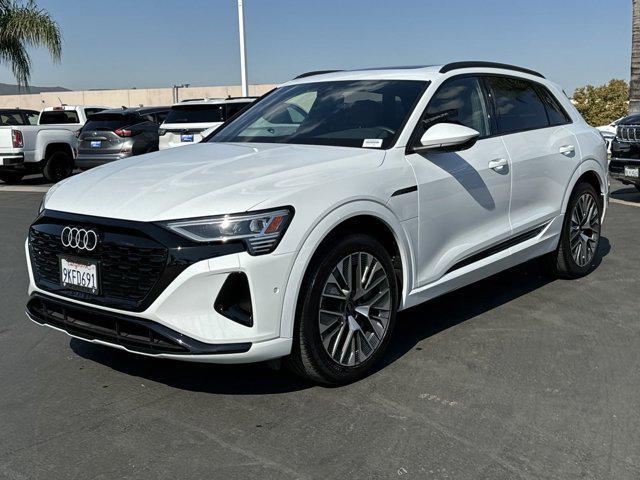 2024 audi q8 e-tron premium plus