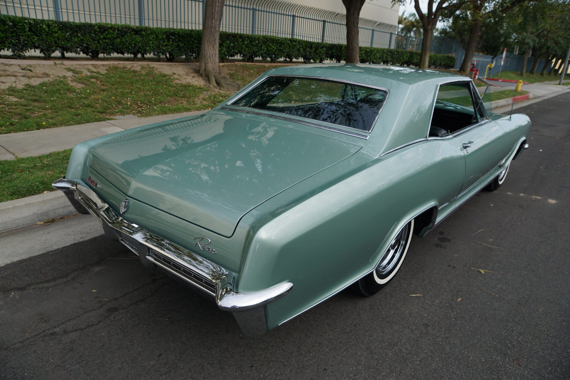 buick riviera gs