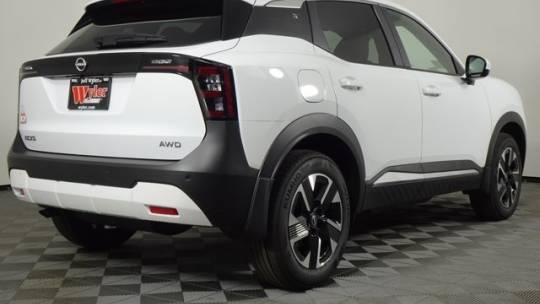 2025 Nissan Kicks