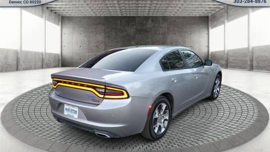 2015 dodge charger se