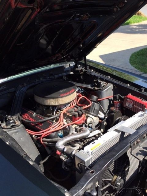 1969 ford mustang manual coupe, 17'' tires, rebuilt engine, magnaflow exhaust