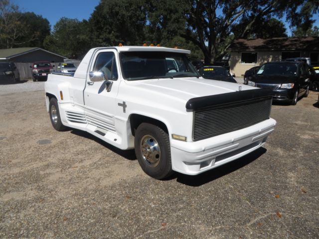 1984 chevrolet silverado c30 w/ 6.2 detroit diesel dually **no reserve**