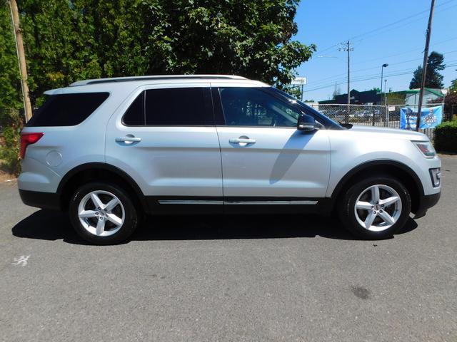 2016 ford explorer xlt