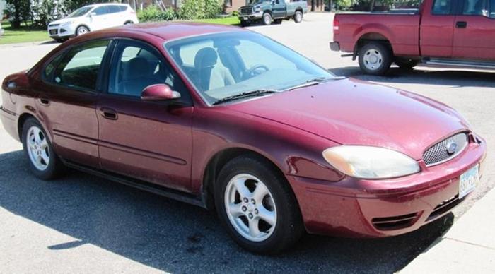 2004 ford taurus se se 4dr sedan for sale in milbank, south dakota