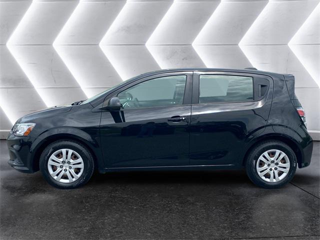 2020 chevrolet sonic fwd hatchback 1fl 5-door