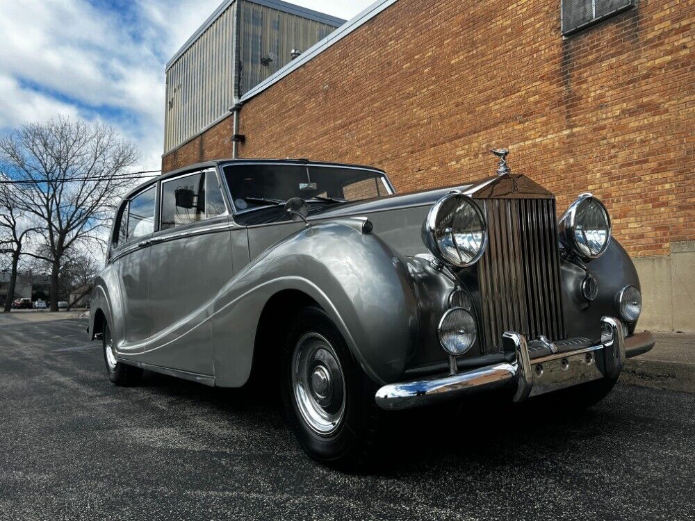 1954 rolls-royce silver wraith