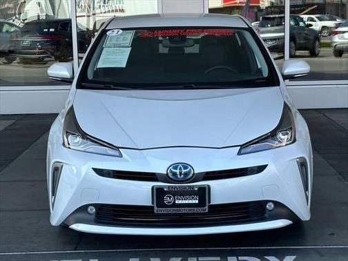 2021 toyota prius