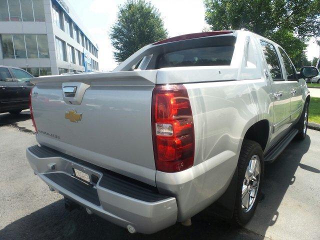2013 chevrolet avalanche lt black diamond 4x4 lt 4dr crew cab pickup for sale in nashua, new hampshire