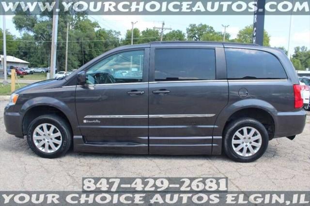 2015 chrysler town & country touring
