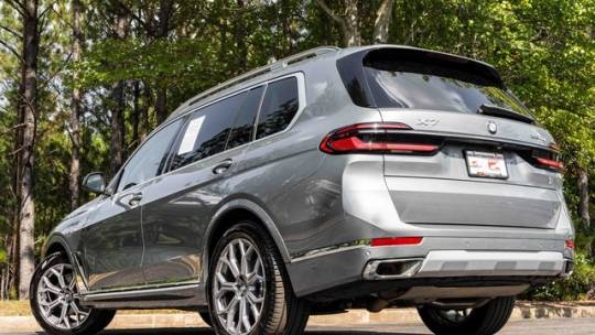 2024 BMW X7