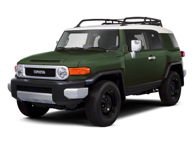 2013 toyota fj cruiser base