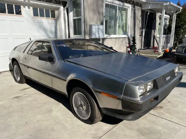 1981 delorean dmc-12 coupe grey rwd manual