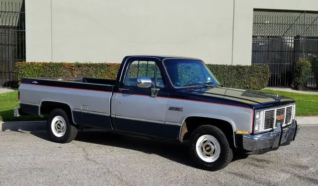 california original, 1985 gmc sierra classic, 2 owner, 100% rust free a++