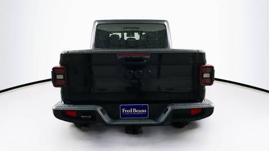 2024 Jeep Gladiator