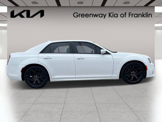2020 chrysler 300 s