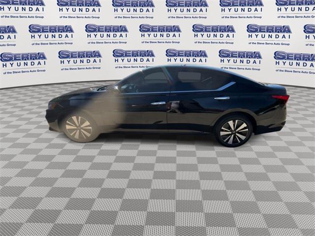 2022 nissan altima 2.5 sv