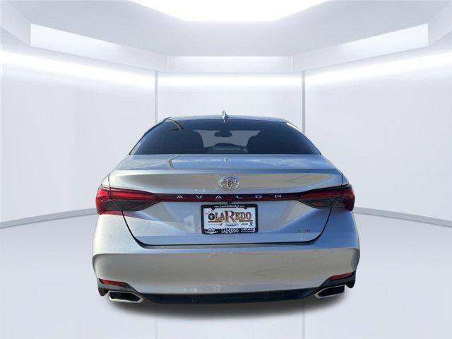 2019 toyota avalon xse