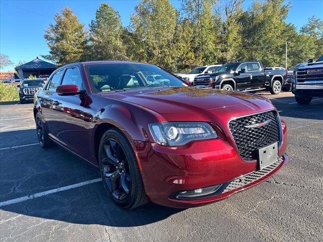 2022 chrysler 300 s
