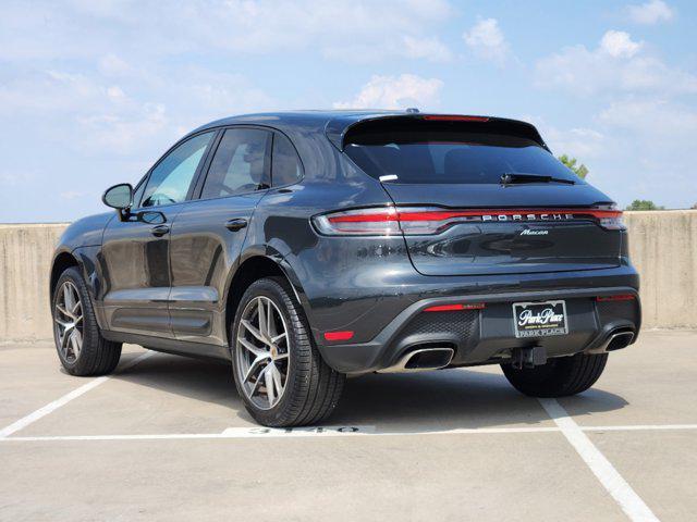 2024 porsche macan base