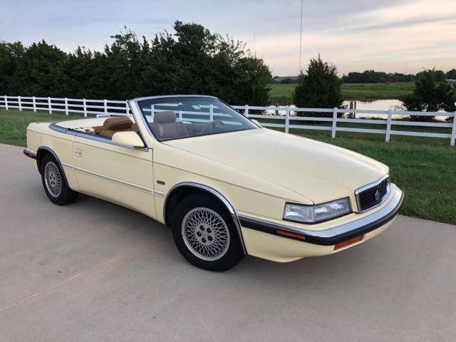 1989 chrysler tc by maserati convertible no reserve!