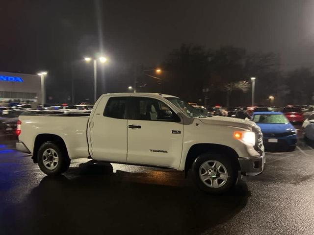 2017 toyota tundra sr5