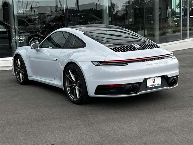 2024 porsche 911 carrera 4s