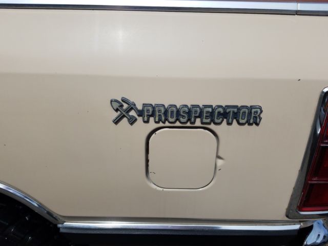 1983 dodge ram charger 4x4