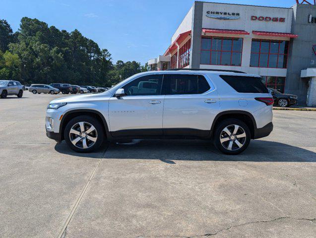 2022 chevrolet traverse lt leather