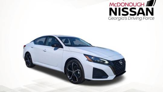 2025 Nissan Altima sr premium package