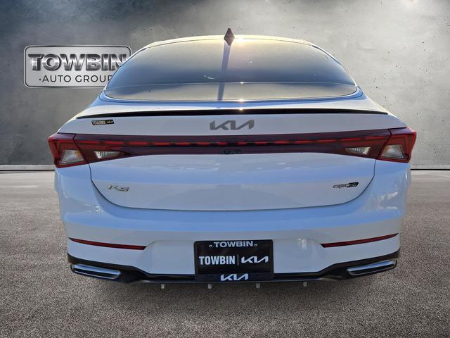 2022 kia k5 gt-line