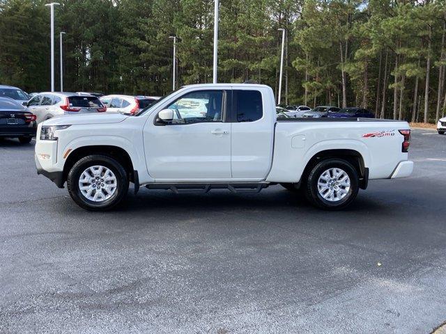 2022 nissan frontier sv